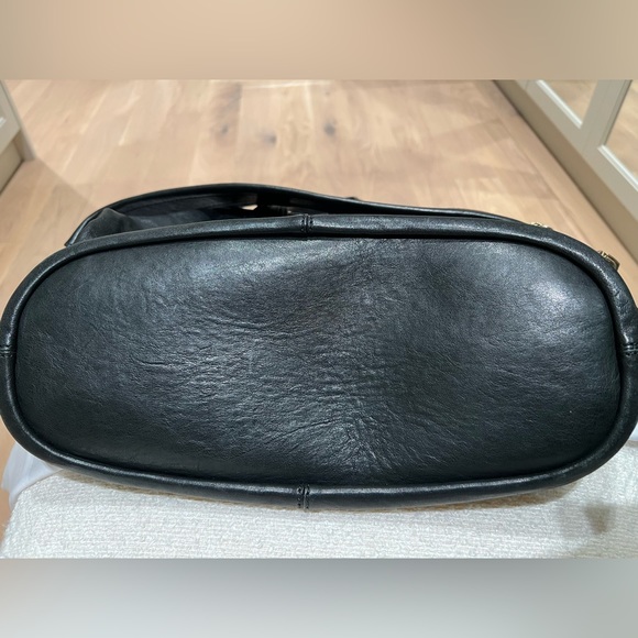 Givenchy Leather Medium Nightingale Bag - Picture 4 of 4